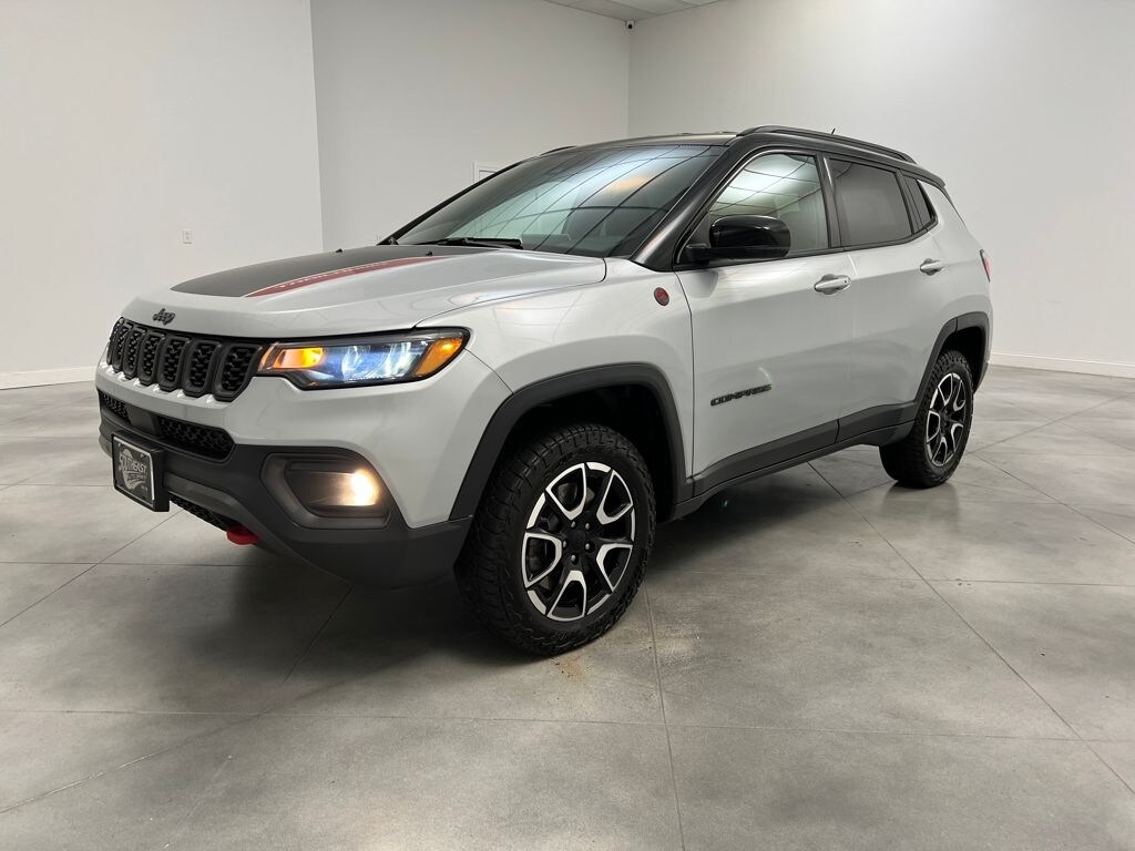 Used 2024 Jeep Compass Trailhawk SUV