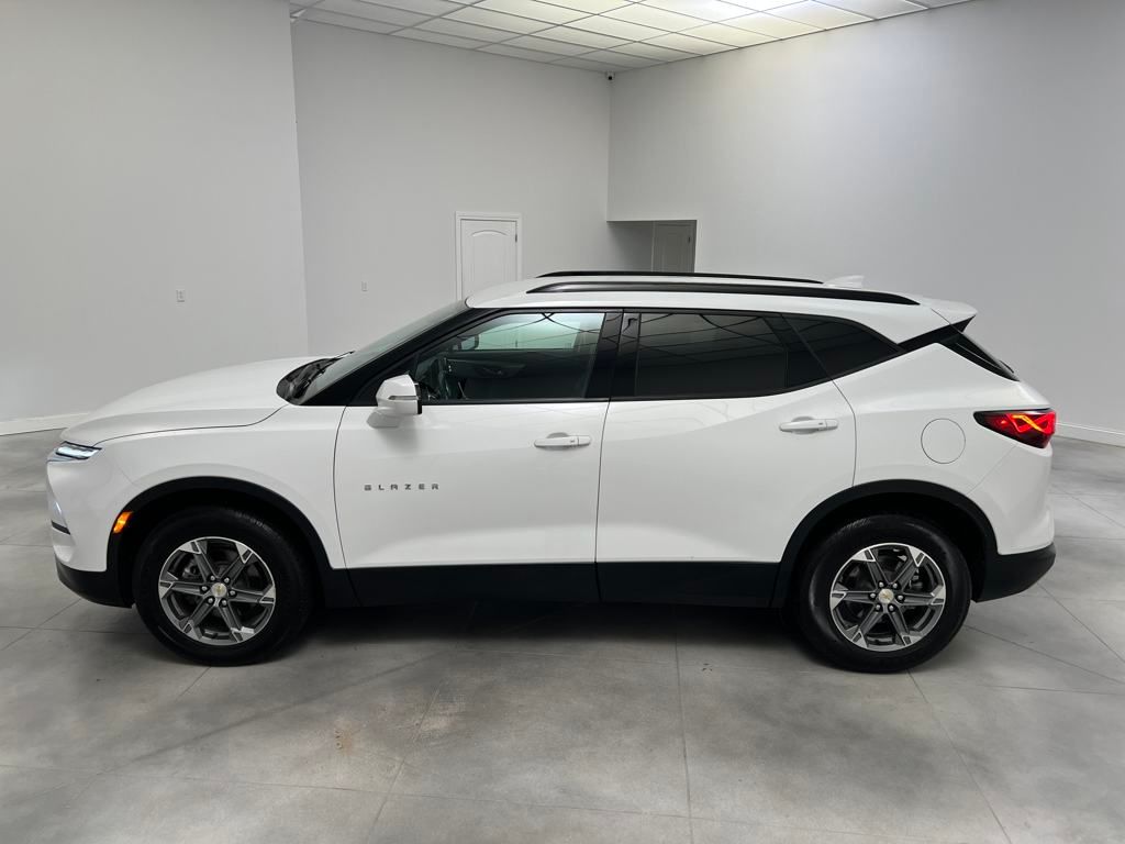 2024 Chevrolet Blazer 3LT photo 3