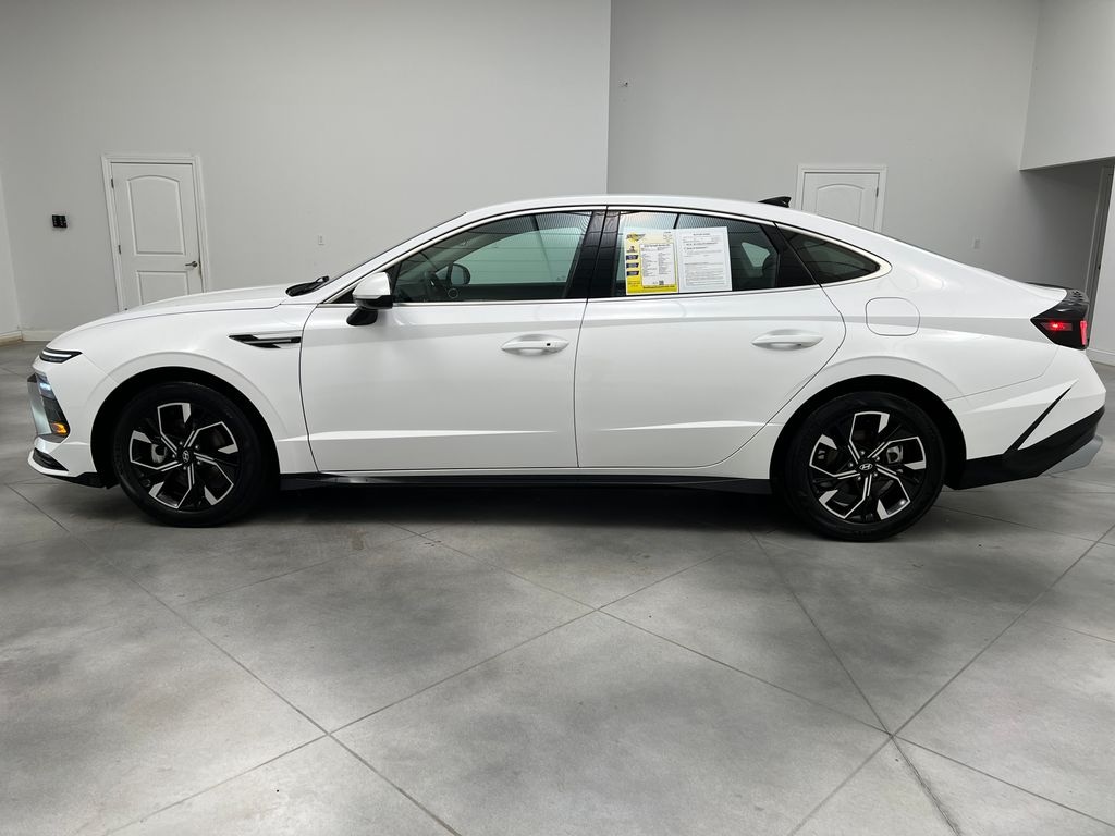 Used 2025 Hyundai Sonata SEL Sedan
