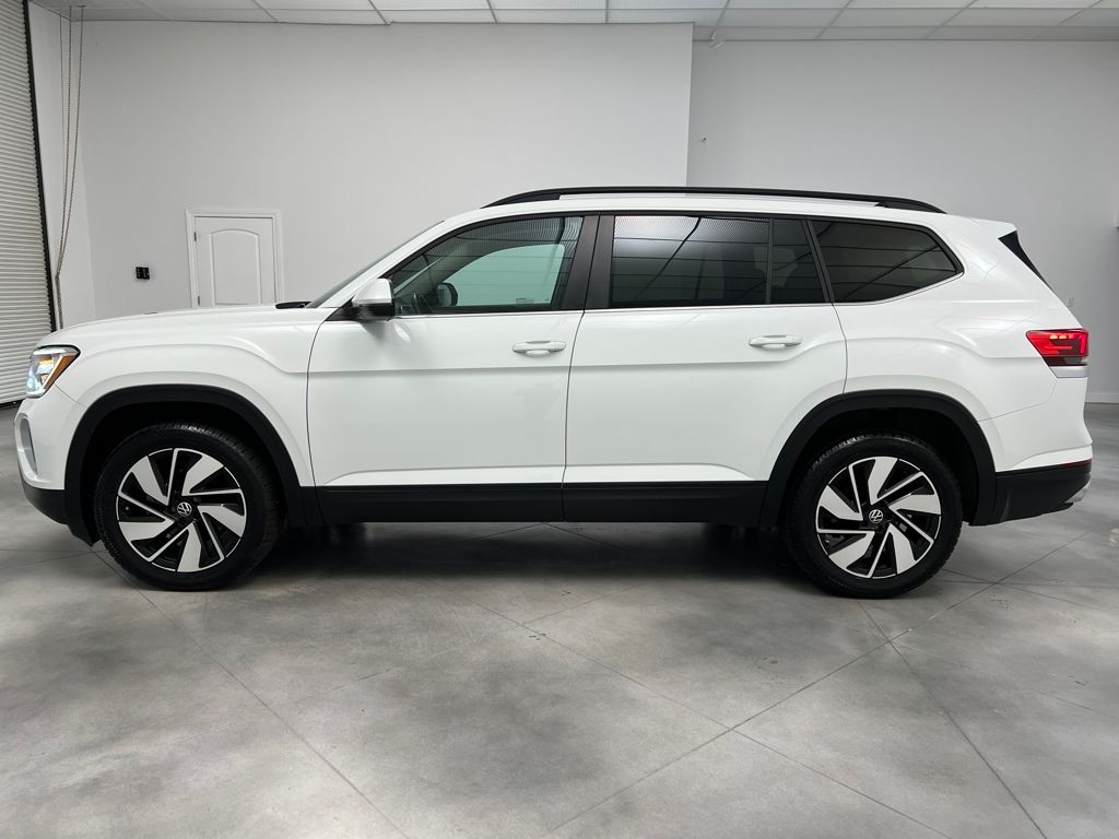2024 Volkswagen Atlas SE Technology photo 4