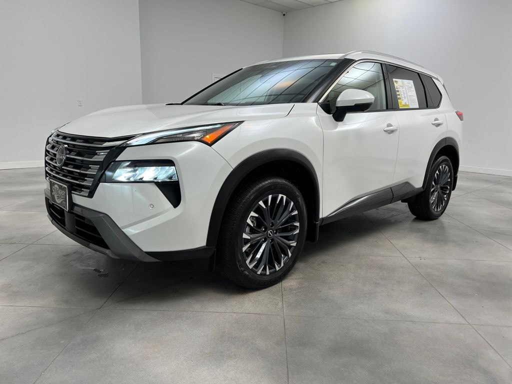 Used 2025 Nissan Rogue SL SUV