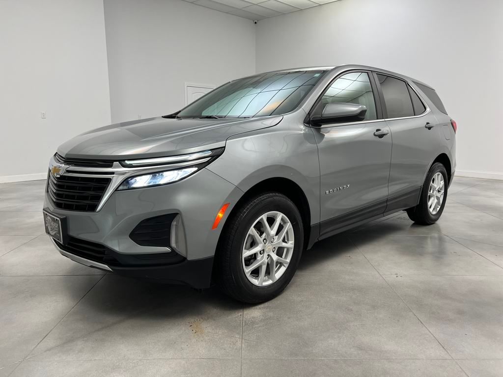 2023 Chevrolet Equinox LT photo 3