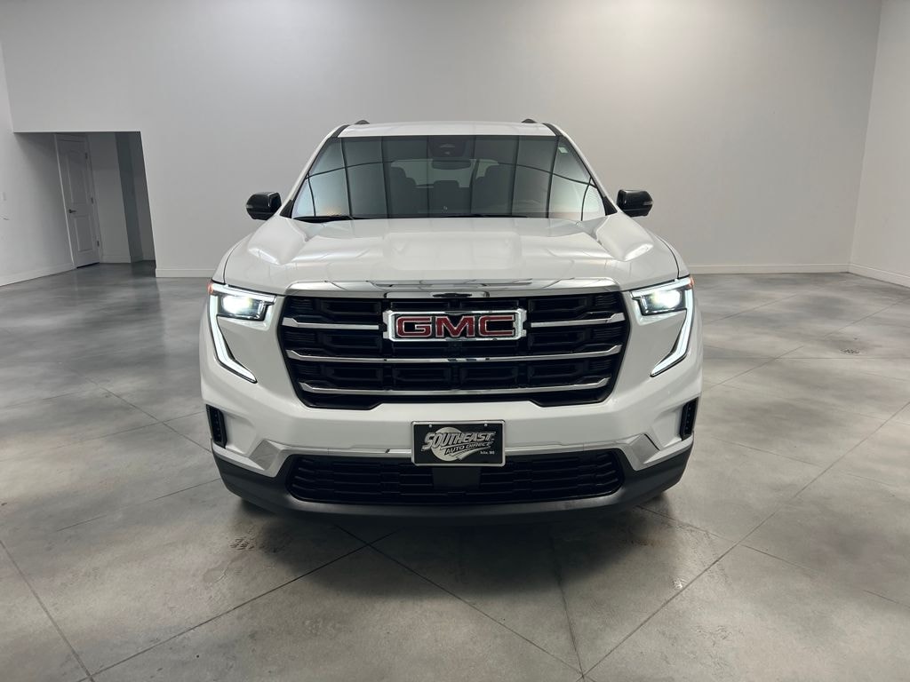 Used 2025 GMC Acadia Elevation SUV