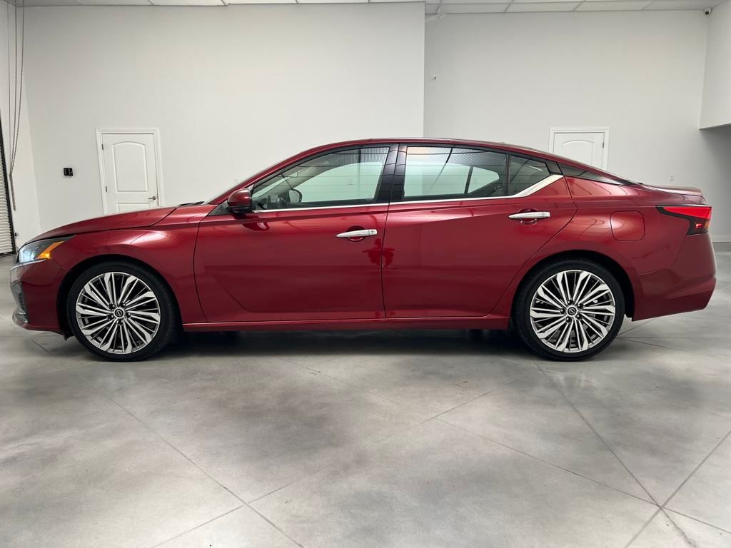 2023 Nissan Altima 2.5 SL photo 4