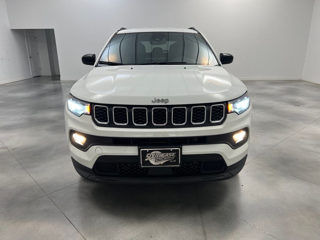 Used 2024 Jeep Compass Latitude SUV