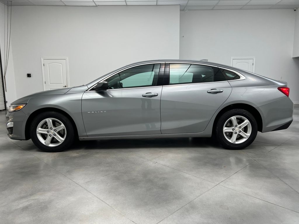 2024 Chevrolet Malibu 1LT photo 4
