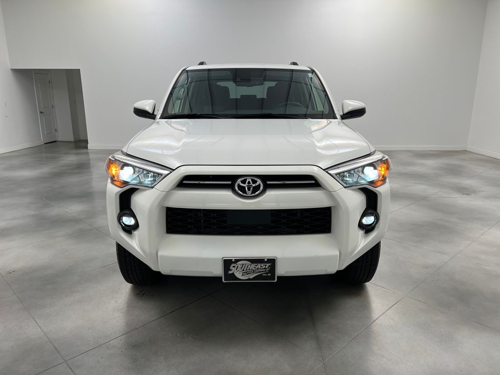 2024 Toyota 4Runner SR5 photo 2