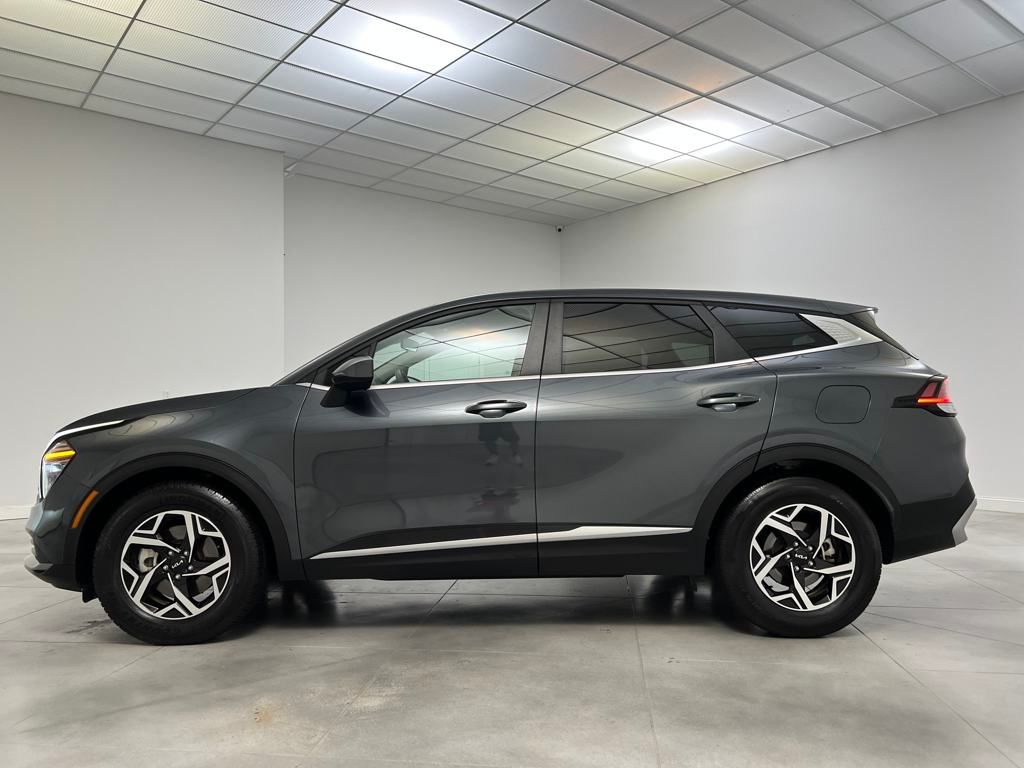 2024 Kia Sportage LX photo 4