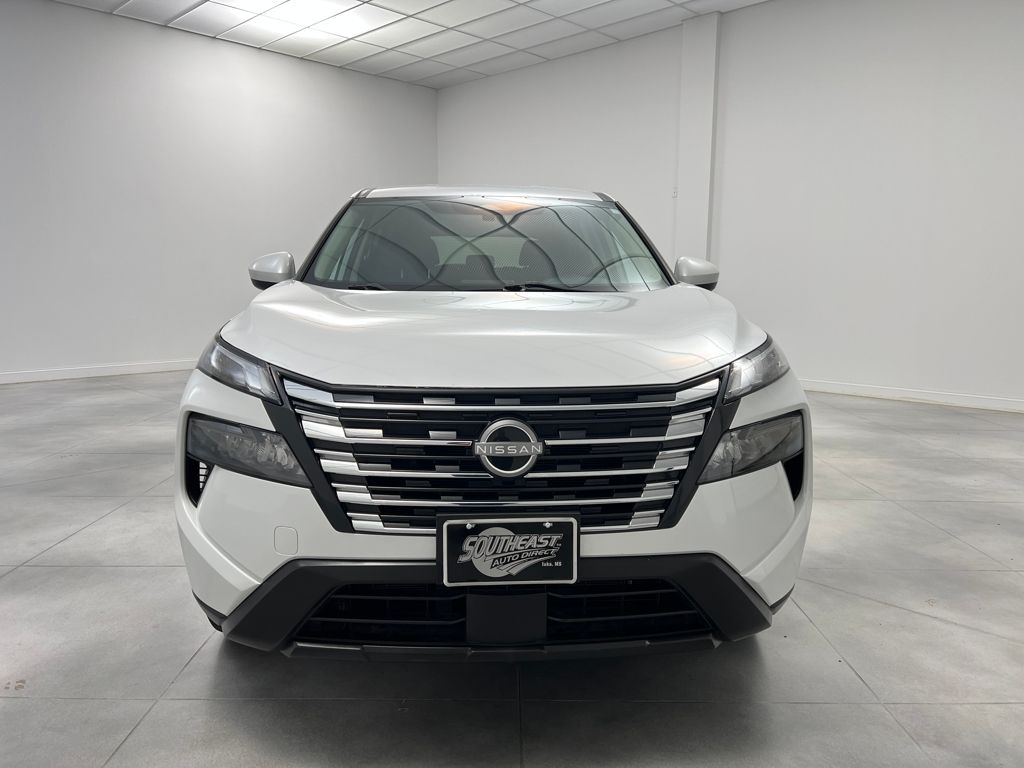 Used 2024 Nissan Rogue SV SUV