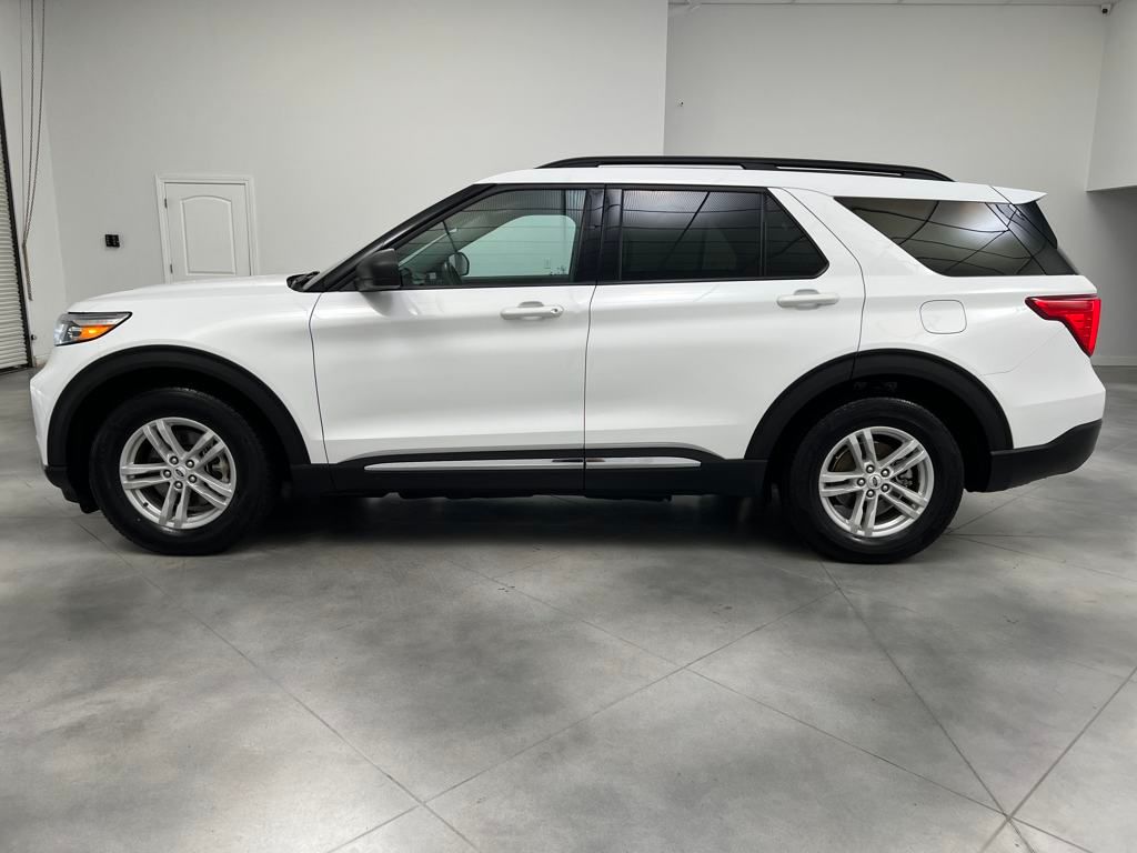 2024 Ford Explorer XLT photo 4