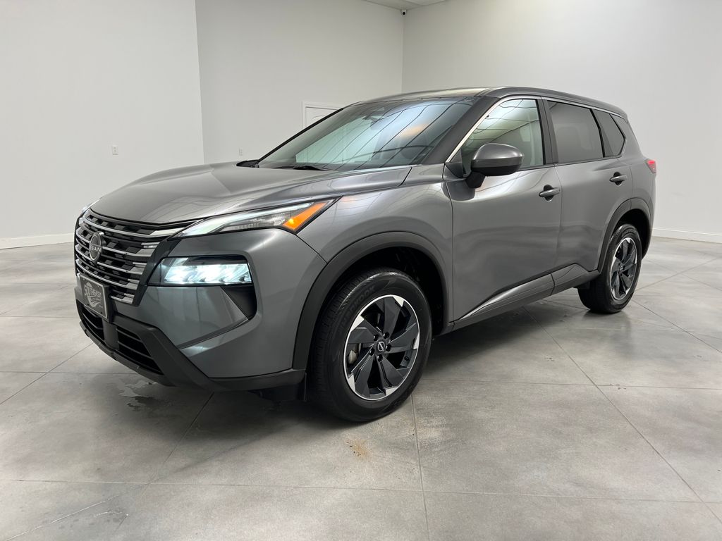 2024 Nissan Rogue SV photo 2