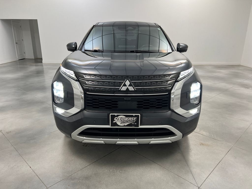 Used 2024 Mitsubishi Outlander SE SUV
