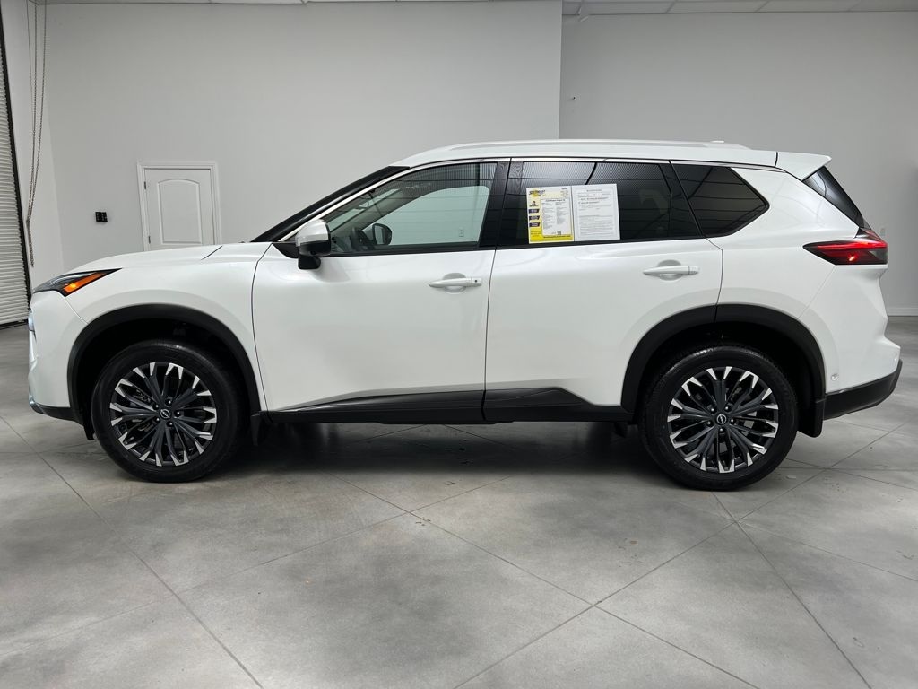 Used 2025 Nissan Rogue SL SUV