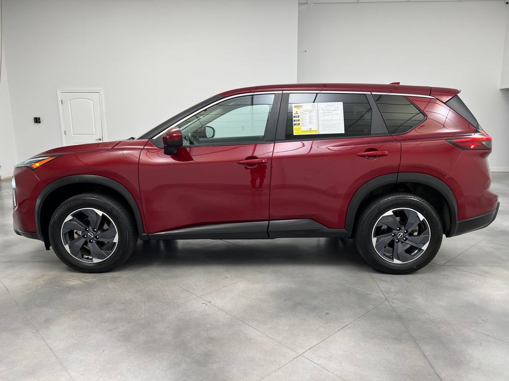 2024 Nissan Rogue SV photo 4