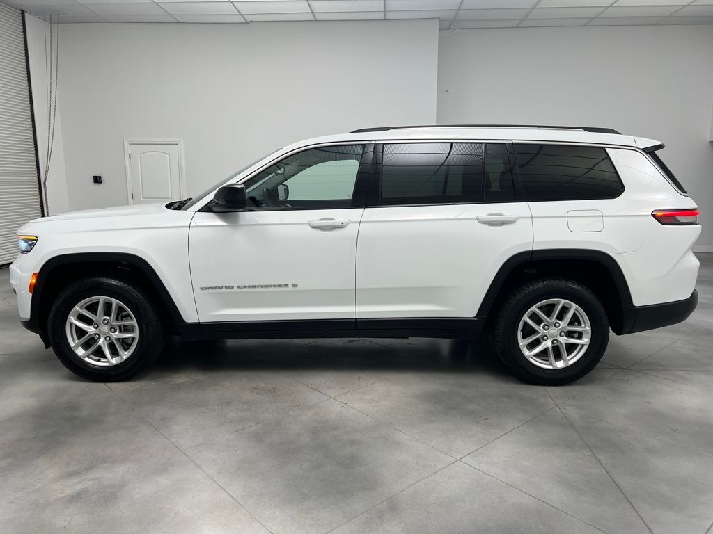 Used 2023 Jeep Grand Cherokee L Laredo SUV