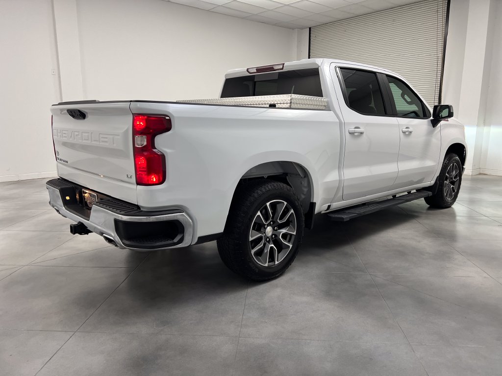 2024 Chevrolet Silverado 1500 LT - Photo 9