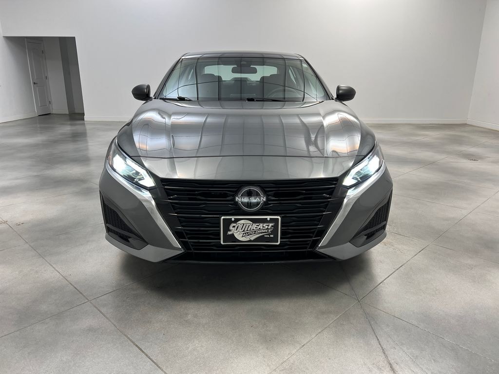 Used 2025 Nissan Altima 2.5 SV Sedan