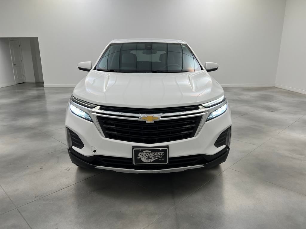 2023 Chevrolet Equinox LT photo 2