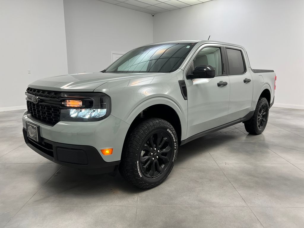 2023 Ford Maverick XLT photo 3