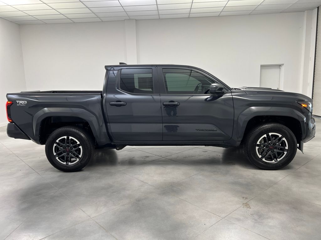 2024 Toyota Tacoma TRD Sport - Photo 19