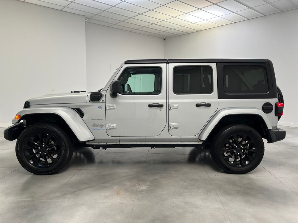 2023 Jeep Wrangler Sahara 4xe photo 4