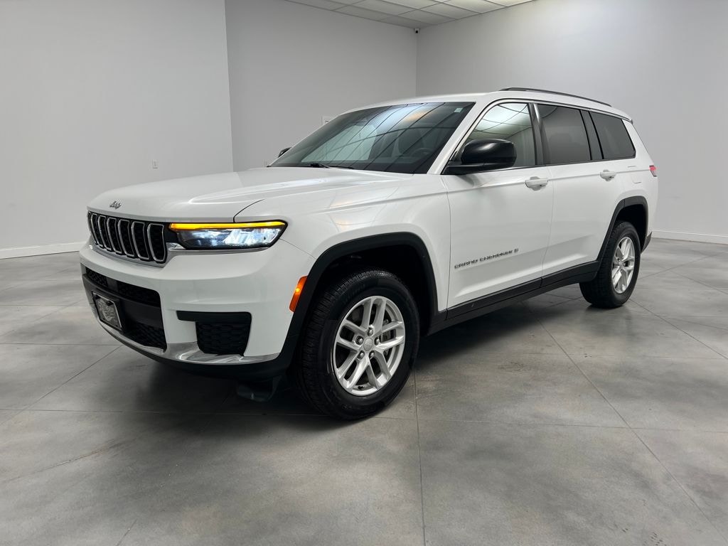 Used 2023 Jeep Grand Cherokee L Laredo SUV