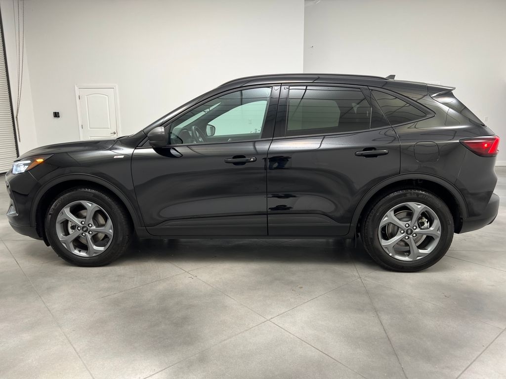 Used 2025 Ford Escape ST-Line SUV