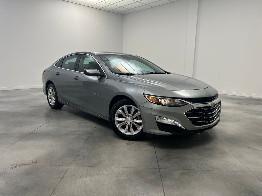 2024 Chevrolet Malibu 1LT's photo