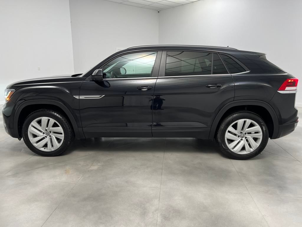 Used 2022 Volkswagen Atlas Cross Sport 3.6L V6 SE w/Technology SUV