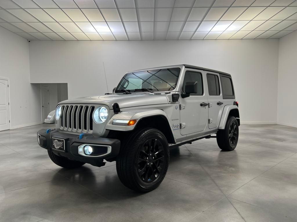 2023 Jeep Wrangler Sahara 4xe photo 3