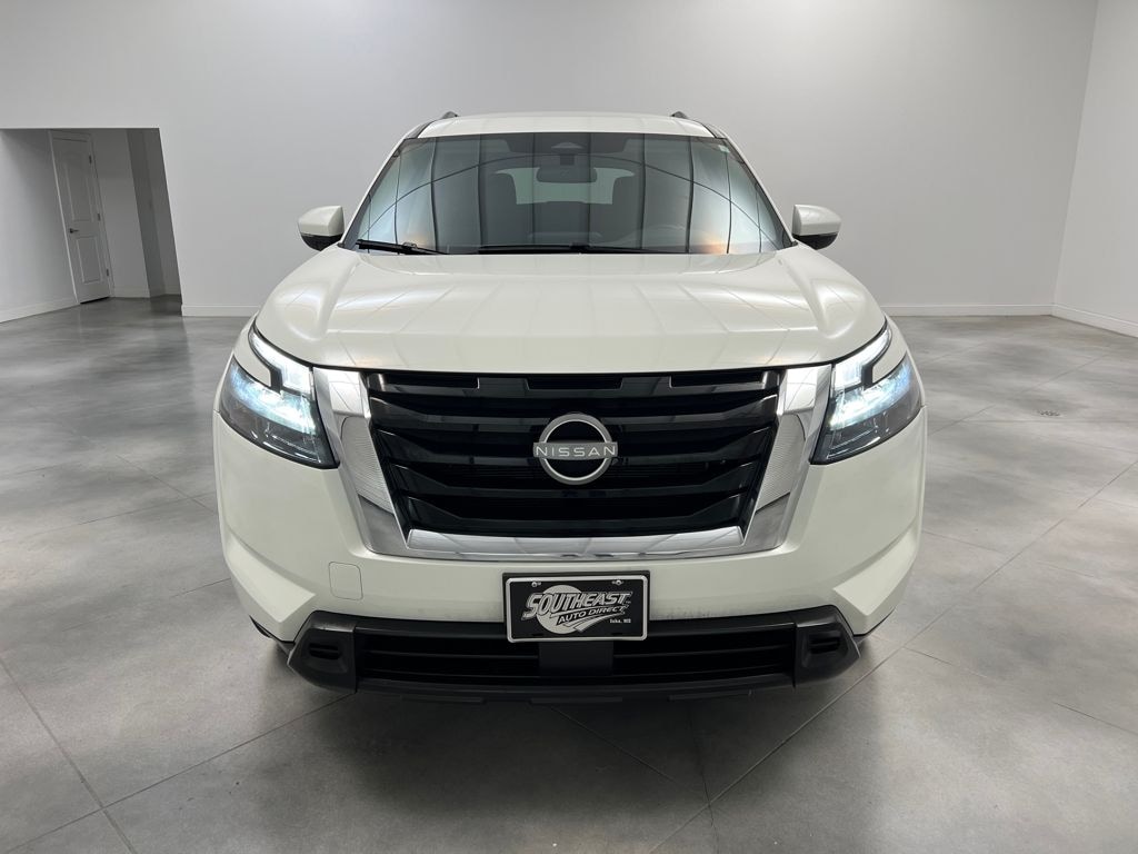 Used 2025 Nissan Pathfinder SV SUV