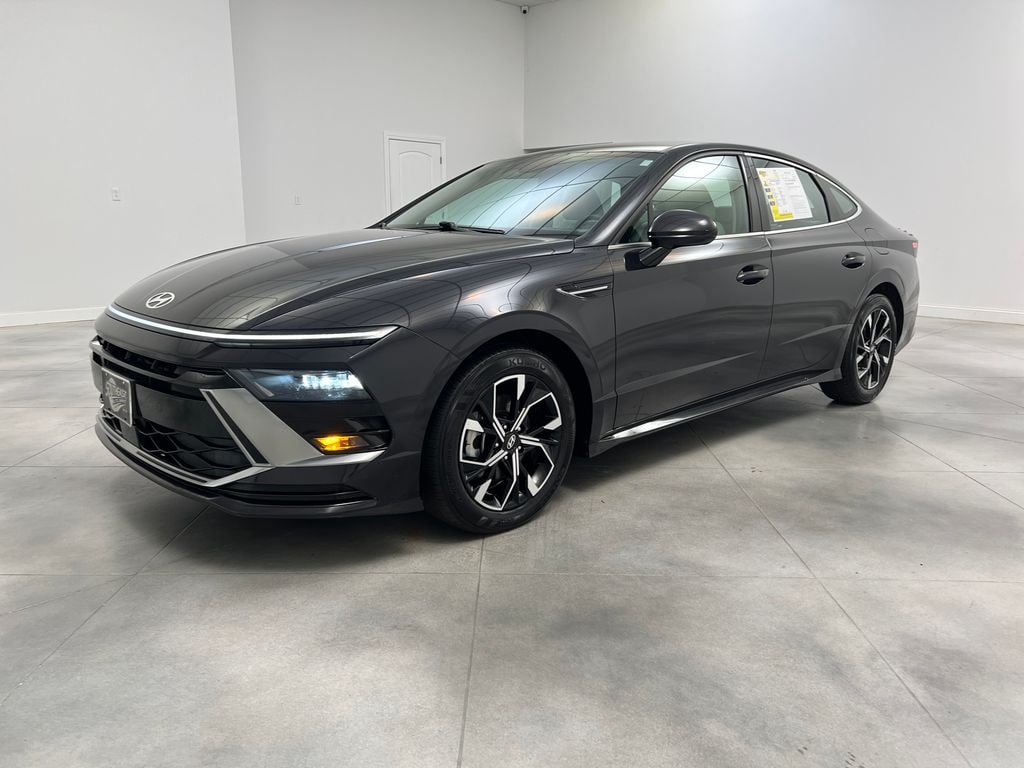 Used 2025 Hyundai Sonata SEL Sedan