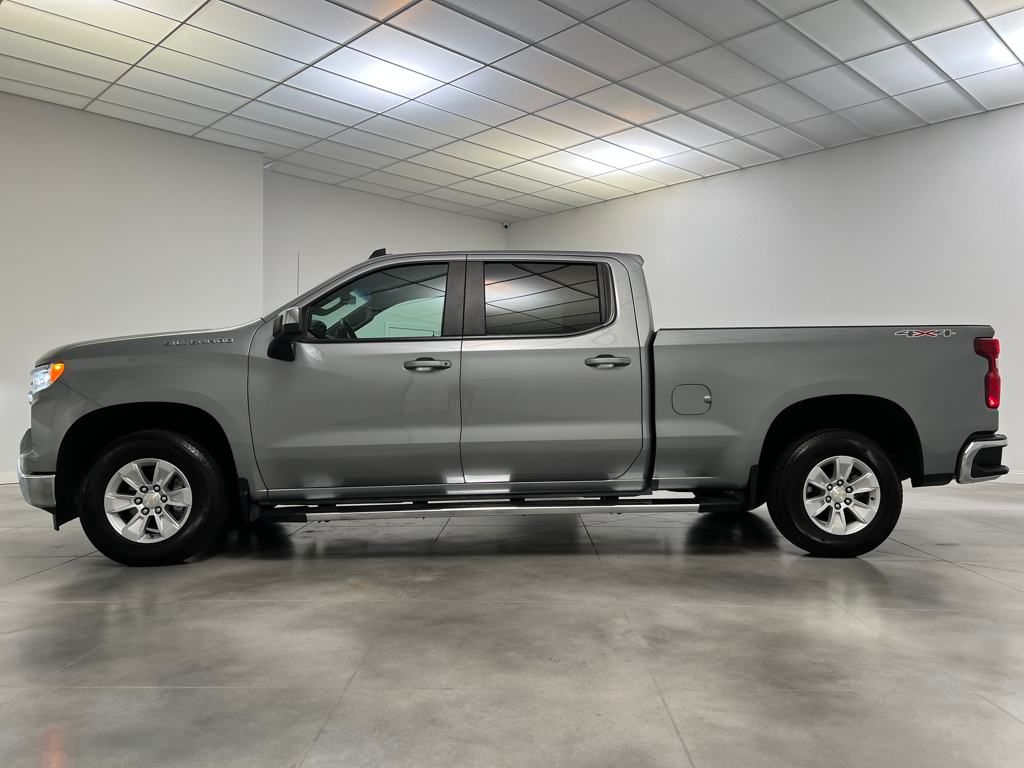 2024 Chevrolet Silverado 1500 LT photo 4