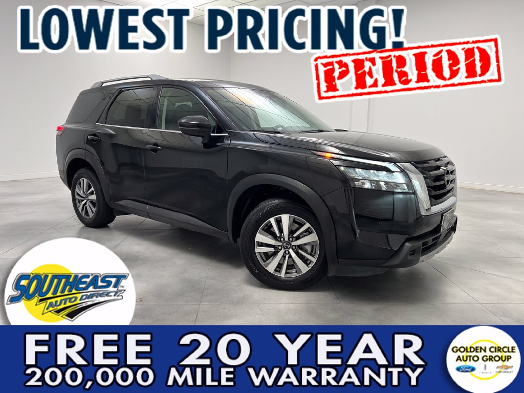 2025 Nissan Pathfinder SL
