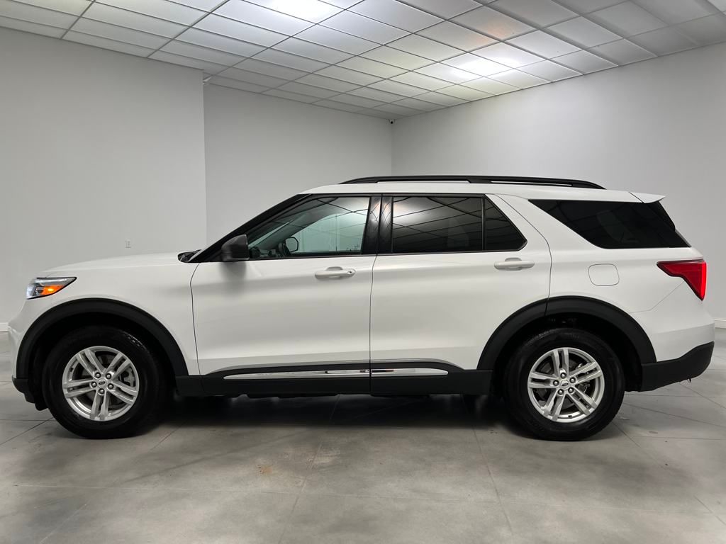 2024 Ford Explorer XLT photo 4