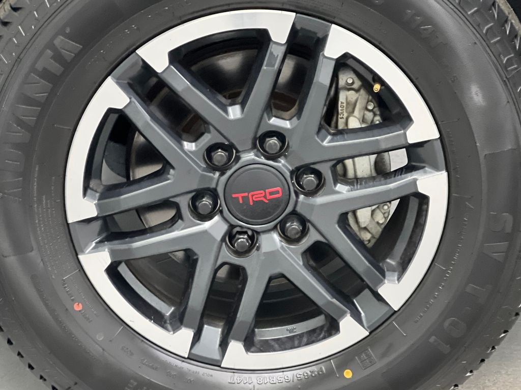 2024 Toyota Tacoma TRD Sport - Photo 13