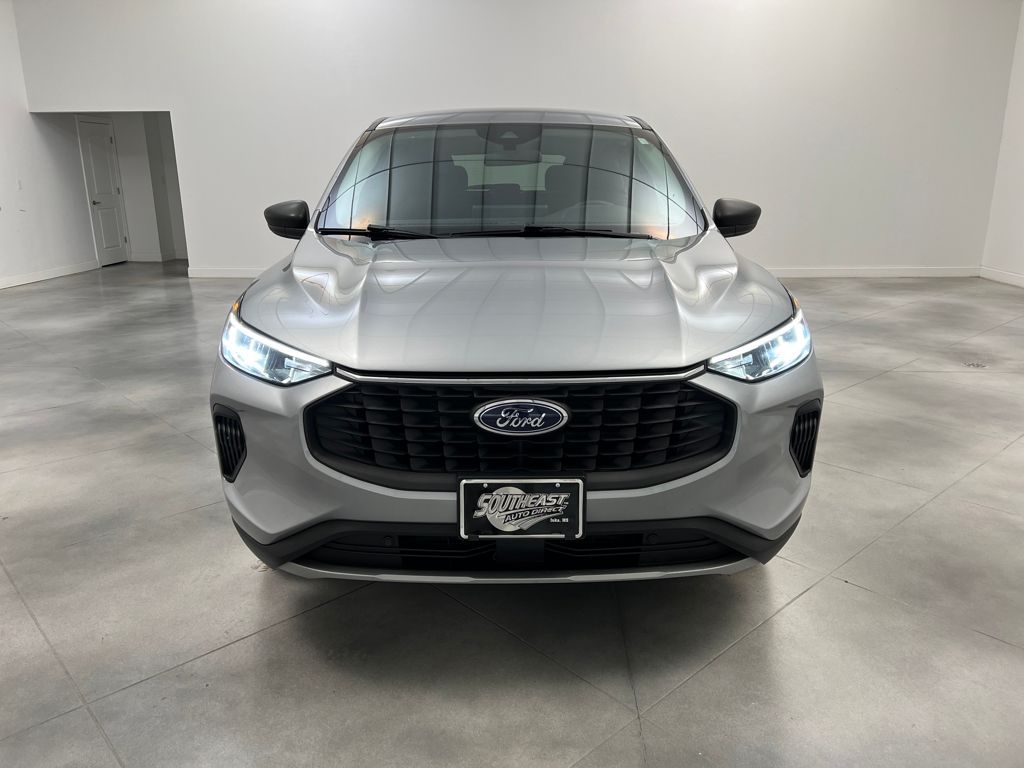 2024 Ford Escape Active photo 2