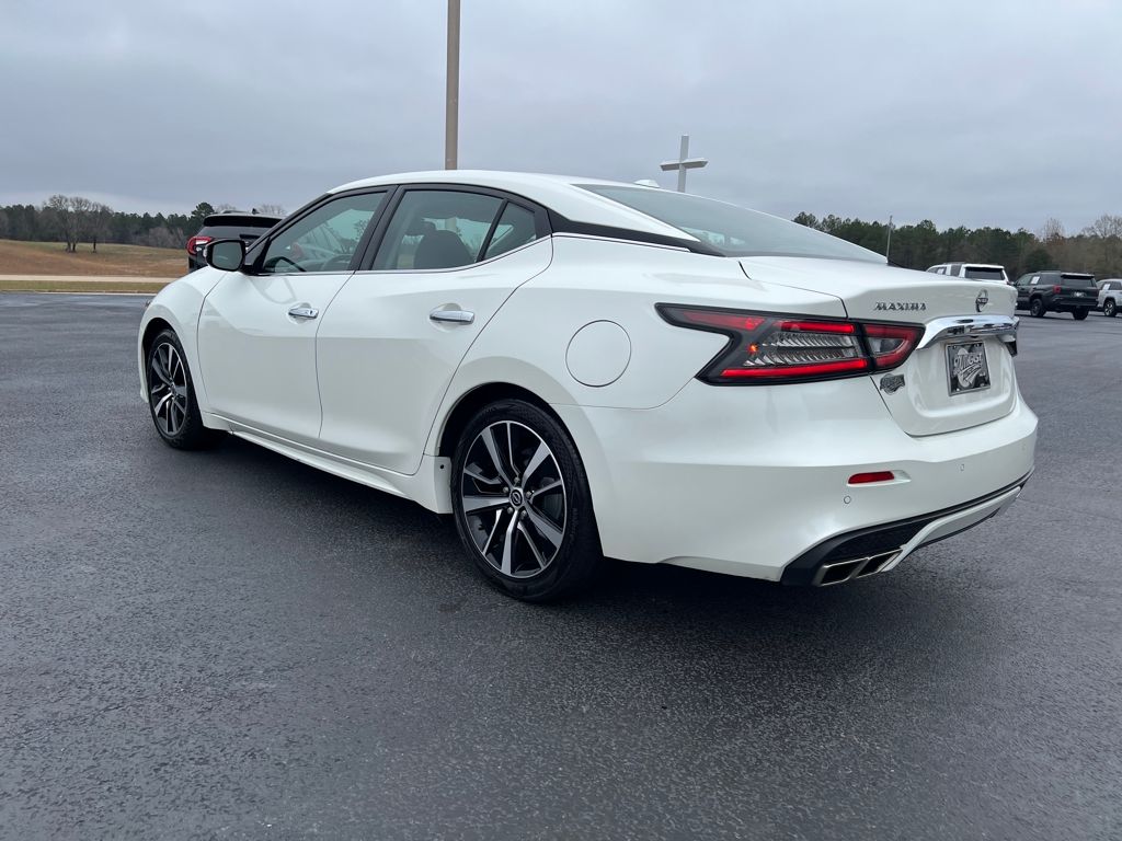 2023 Nissan Maxima SV photo 4