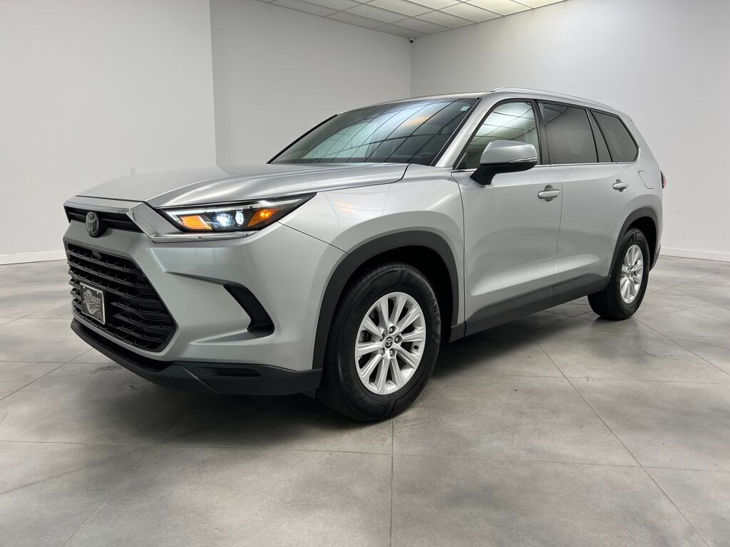 Used 2025 Toyota Grand Highlander XLE SUV