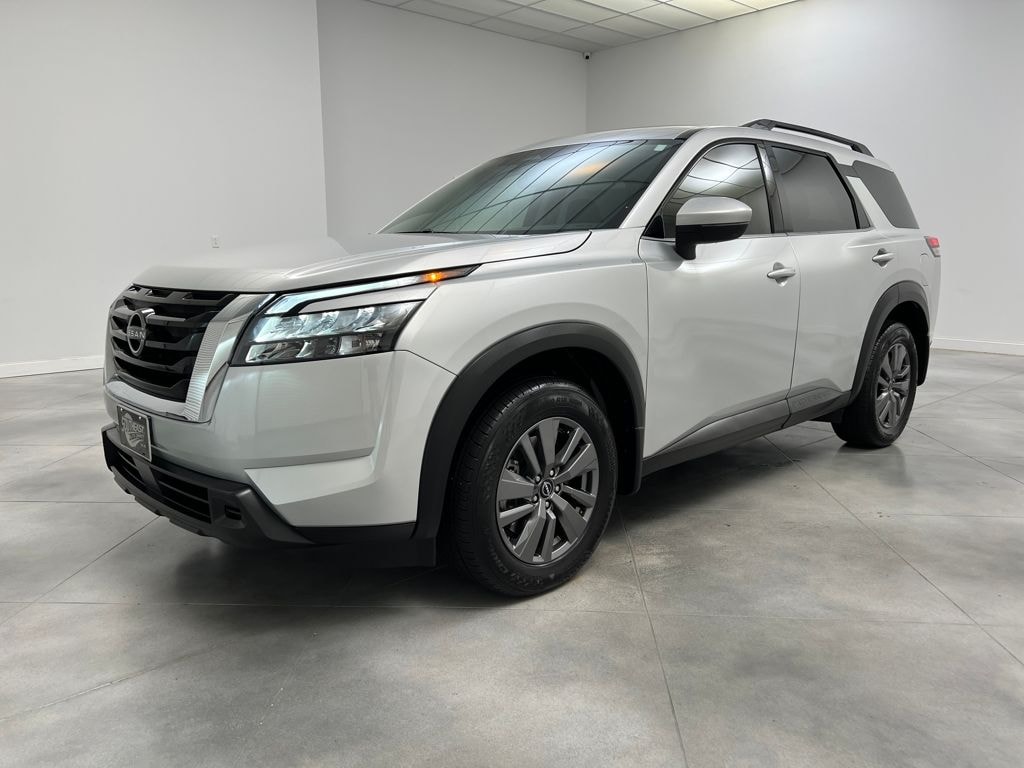 Used 2024 Nissan Pathfinder SV SUV