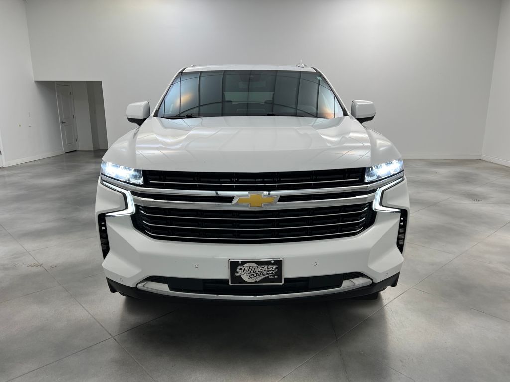 2024 Chevrolet Tahoe LT photo 2