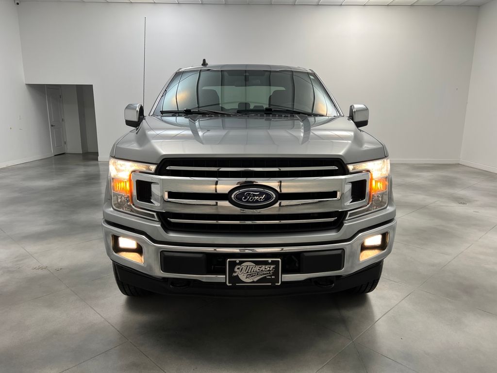 2020 Ford F-150 XLT photo 2