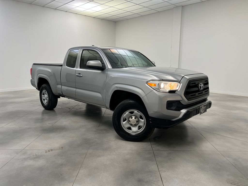 2016 Toyota Tacoma SR