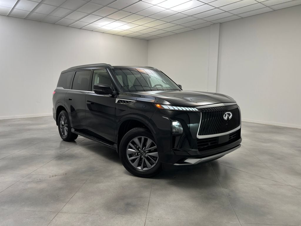 2025 INFINITI QX80 Pure's photo