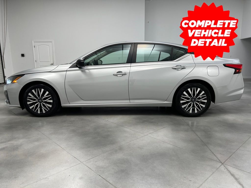 2024 Nissan Altima 2.5 SV photo 4