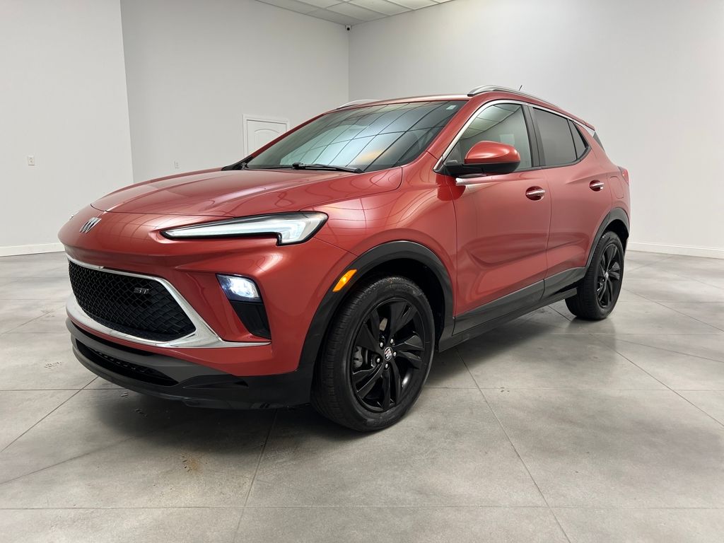 2024 Buick Encore GX Sport Touring photo 3