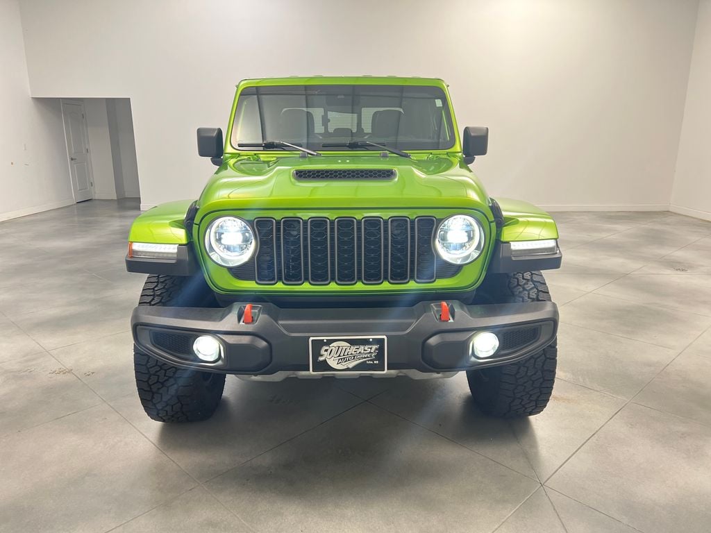 Used 2025 Jeep Gladiator Mojave Truck