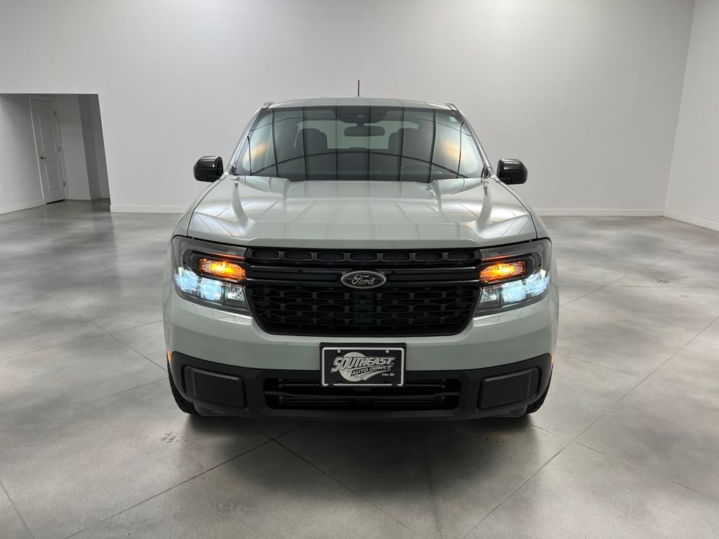 2023 Ford Maverick XLT photo 2