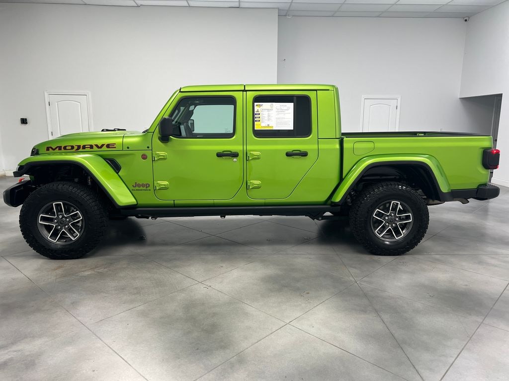 Used 2025 Jeep Gladiator Mojave Truck