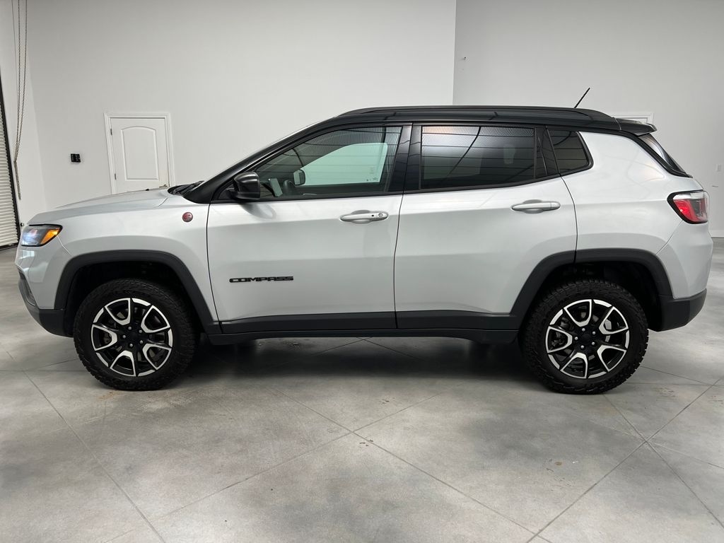 Used 2024 Jeep Compass Trailhawk SUV